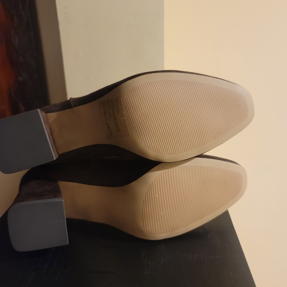 Eloquii Chocolate suede booties - Picture 3 of 7